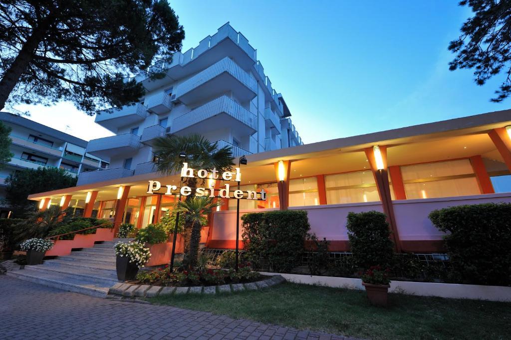 Hotel President Bibione Luaran gambar